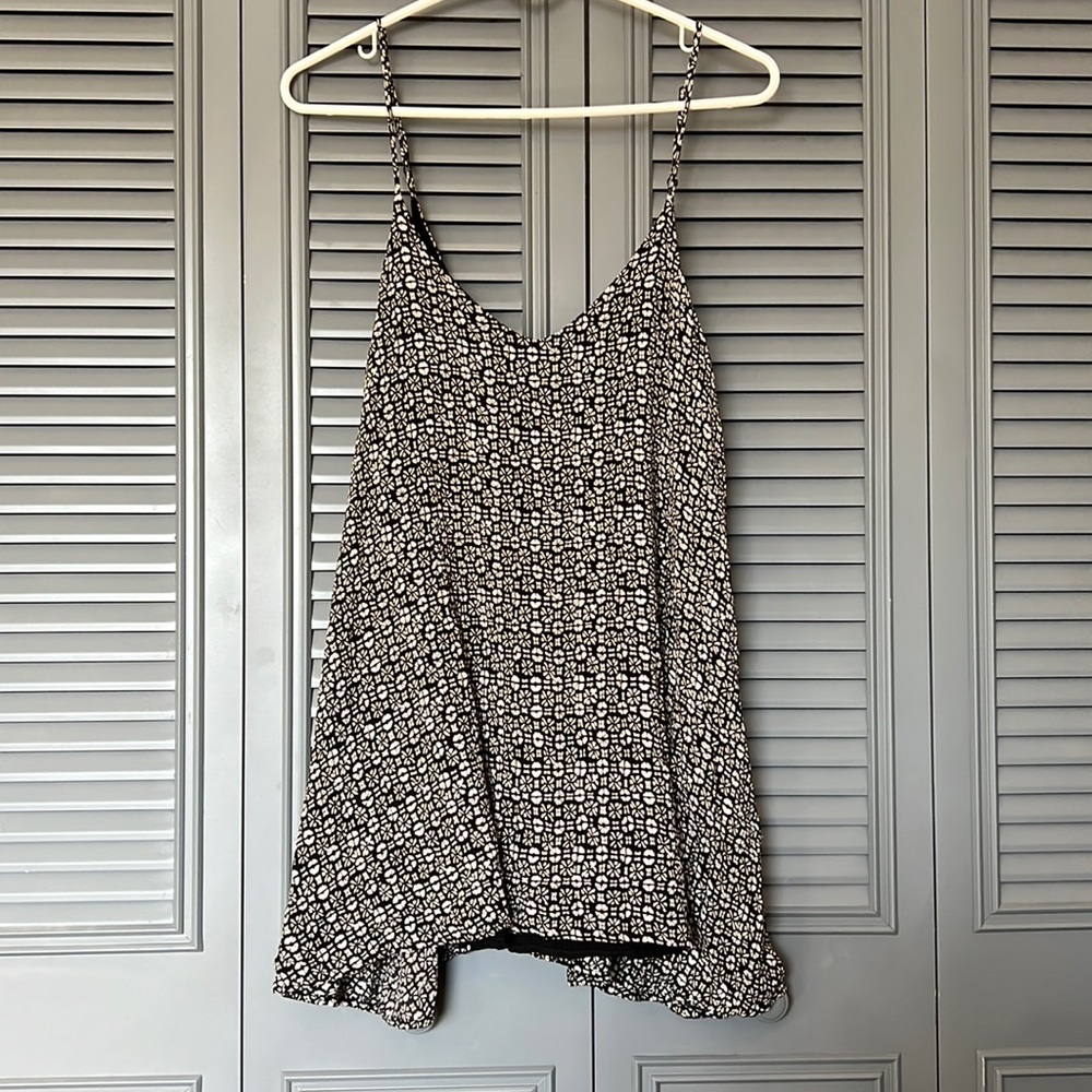 Ecote : Flowy Tank Top - Small
